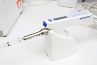 自動麻酔注射器